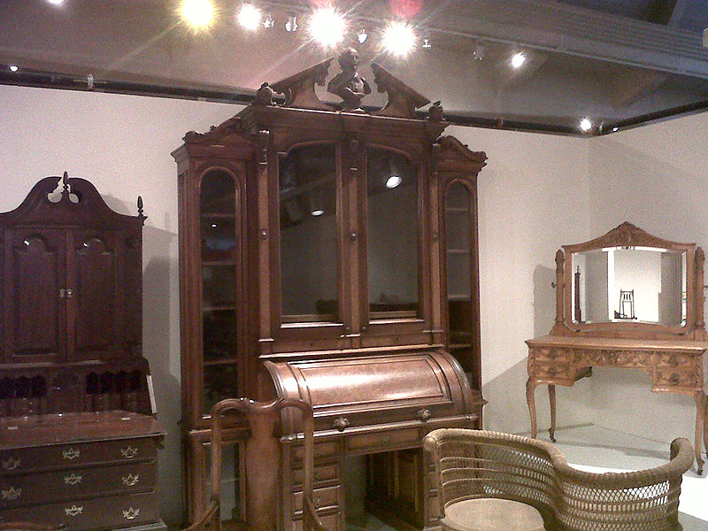 Henry Ford Museum - Shakespearian desk